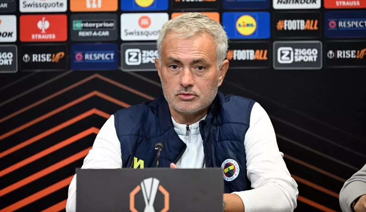 Mourinho: Üst Tura Çıkmayı Hedefliyoruz